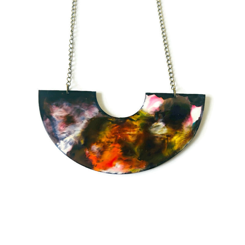 Abstract Statement Necklace with U Shaped Design-0