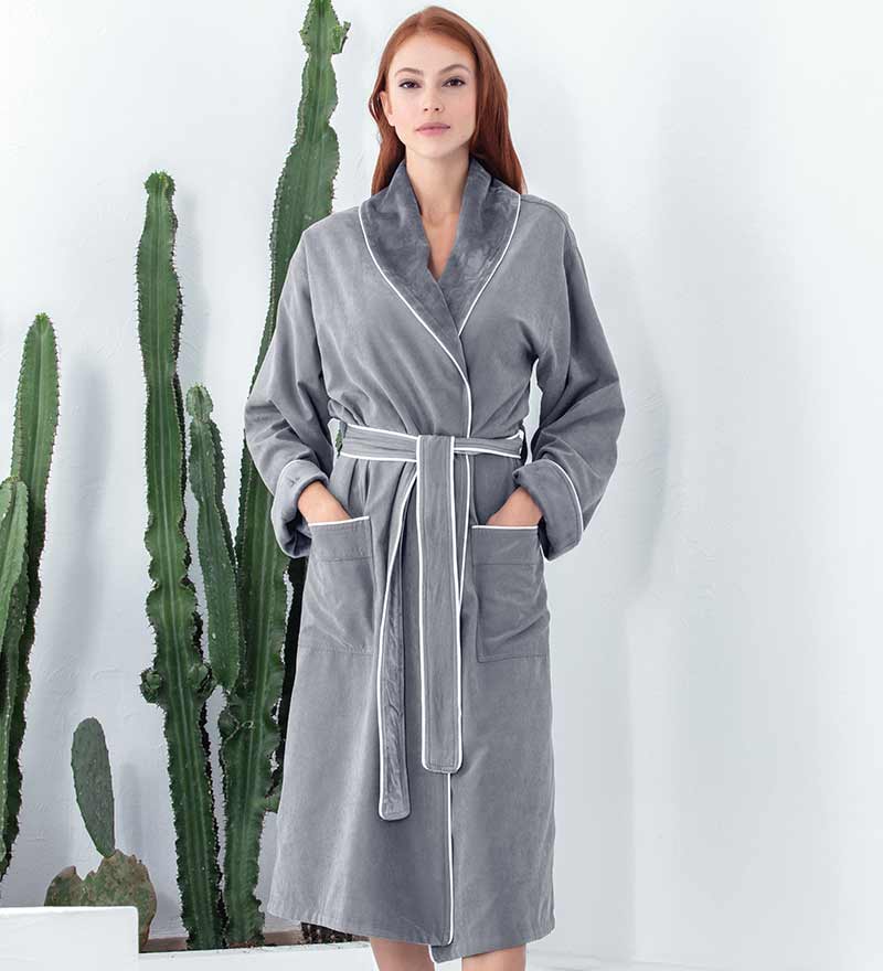 Women's Plush Microfiber Spa Robe-0