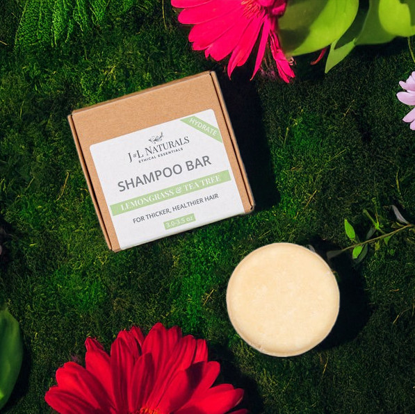 Solid sulfate-free travel shampoo bar made with natural plant-based ingredients for eco-friendly hair care.