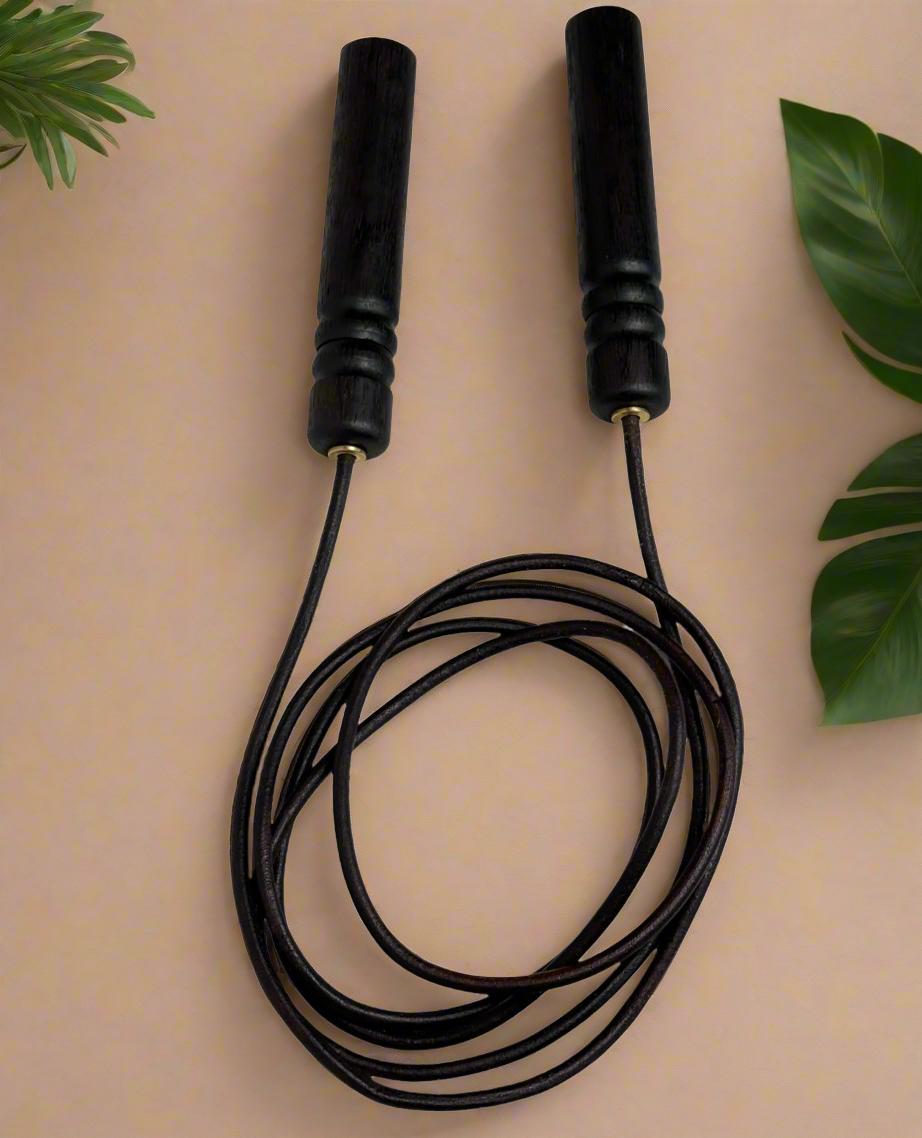 Premium Leather Skipping Rope - Wooden Handles (Maple, Walnut, Smoked Oak)-4