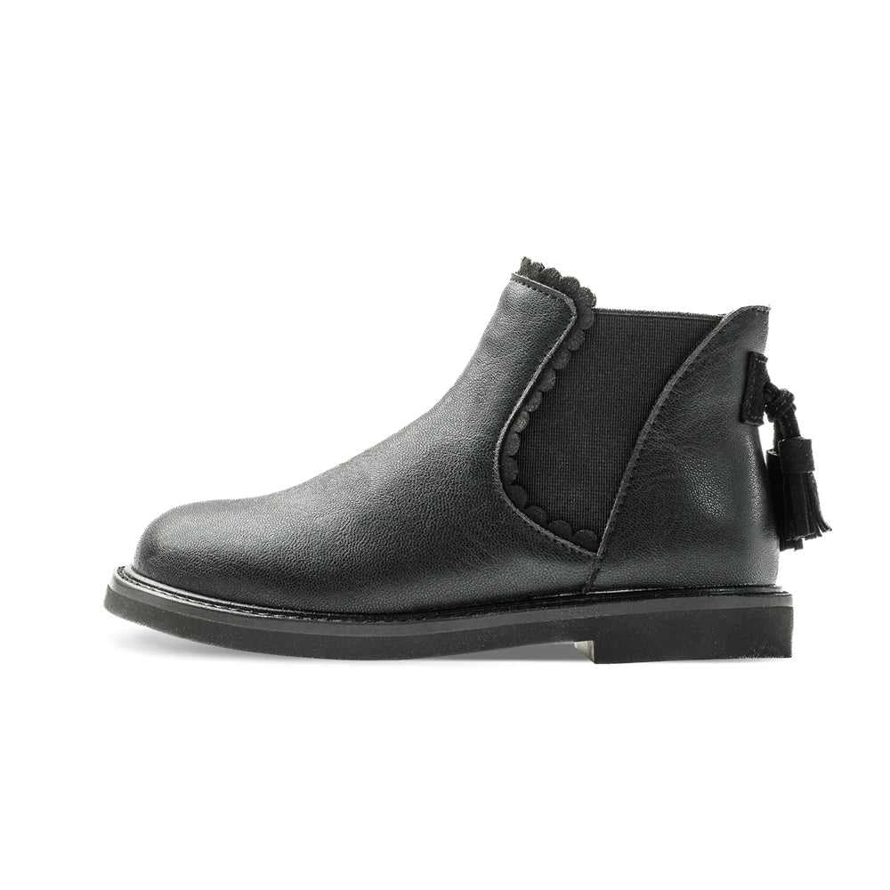 Tassel tail kids Chelsea boots in waterproof leather with warm lambswool lining and side zipper