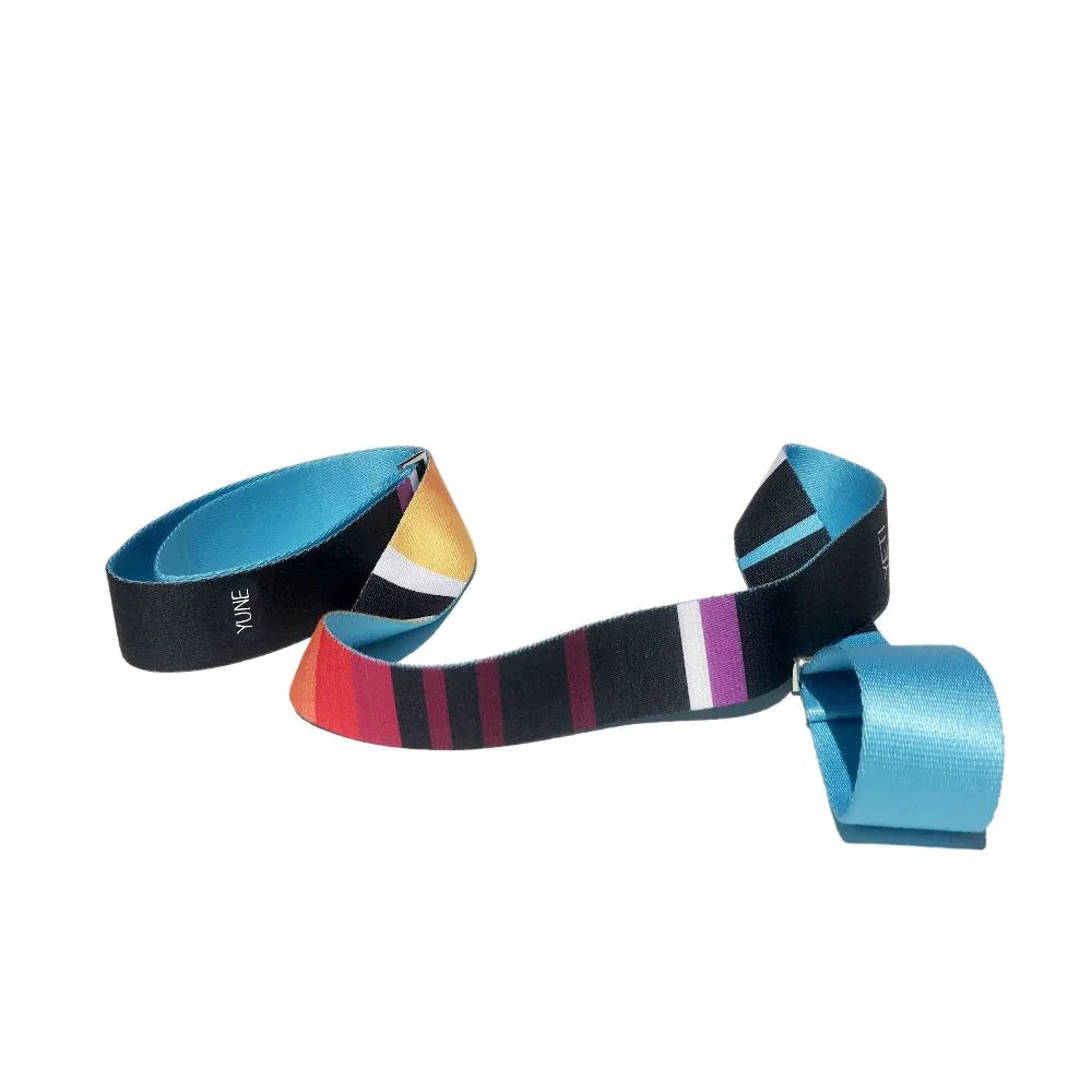 Blue patterned Horatio yoga stretching strap made of organic cotton with polished metal D-ring buckles. — view 5
