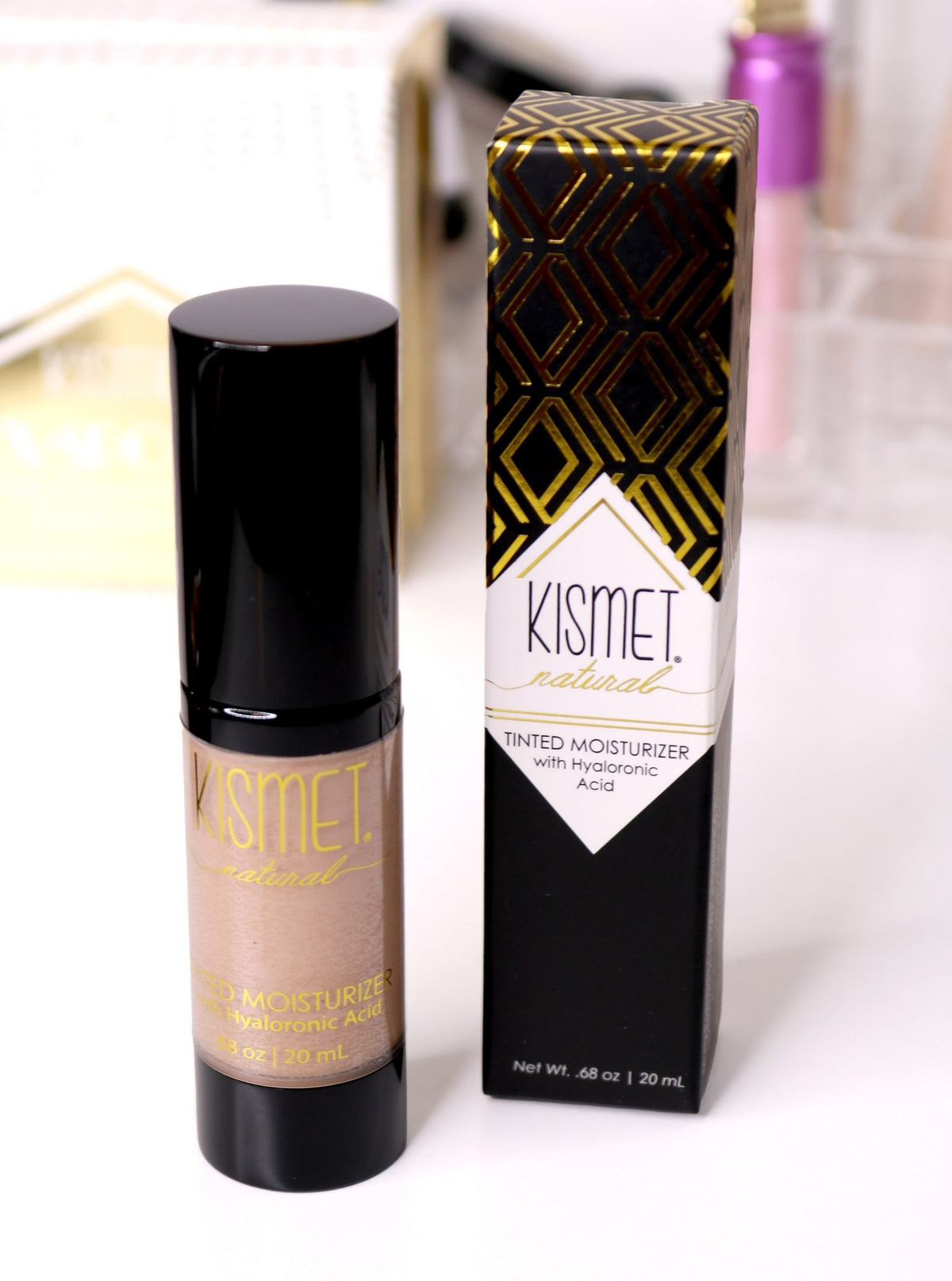 Natural Tinted Moisturizer With Hyaluronic Acid-4