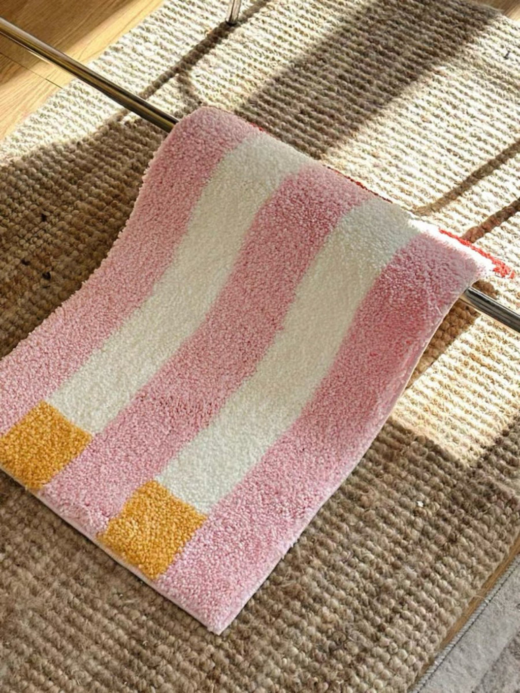Whimsical dopamine striped bath rug, ultra soft absorbent fluffy mat with anti slip backing for bathroom — view 2