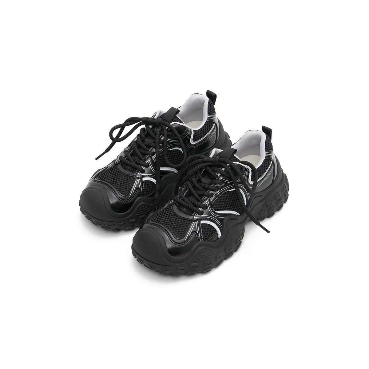 Women's chunky breathable running shoes with wavy midsole and technical mesh upper in black — view 2
