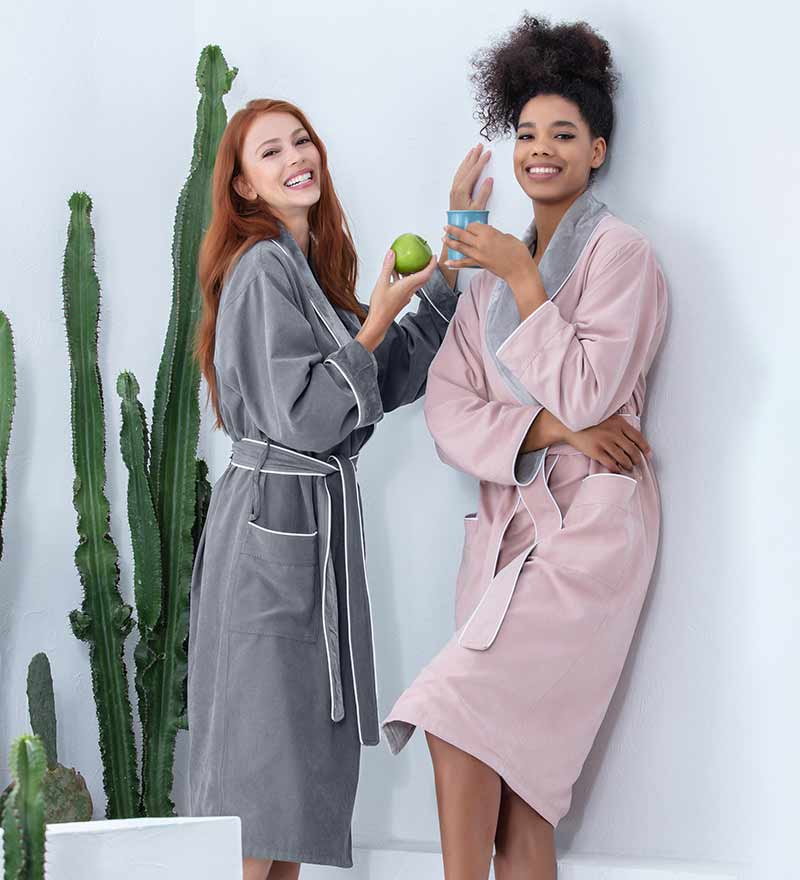 Women's Plush Microfiber Spa Robe-1