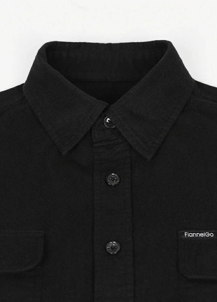 Men's lightweight flannel CPO shirt in double-brushed cotton with symmetrical flap pockets and curved hem. — view 2