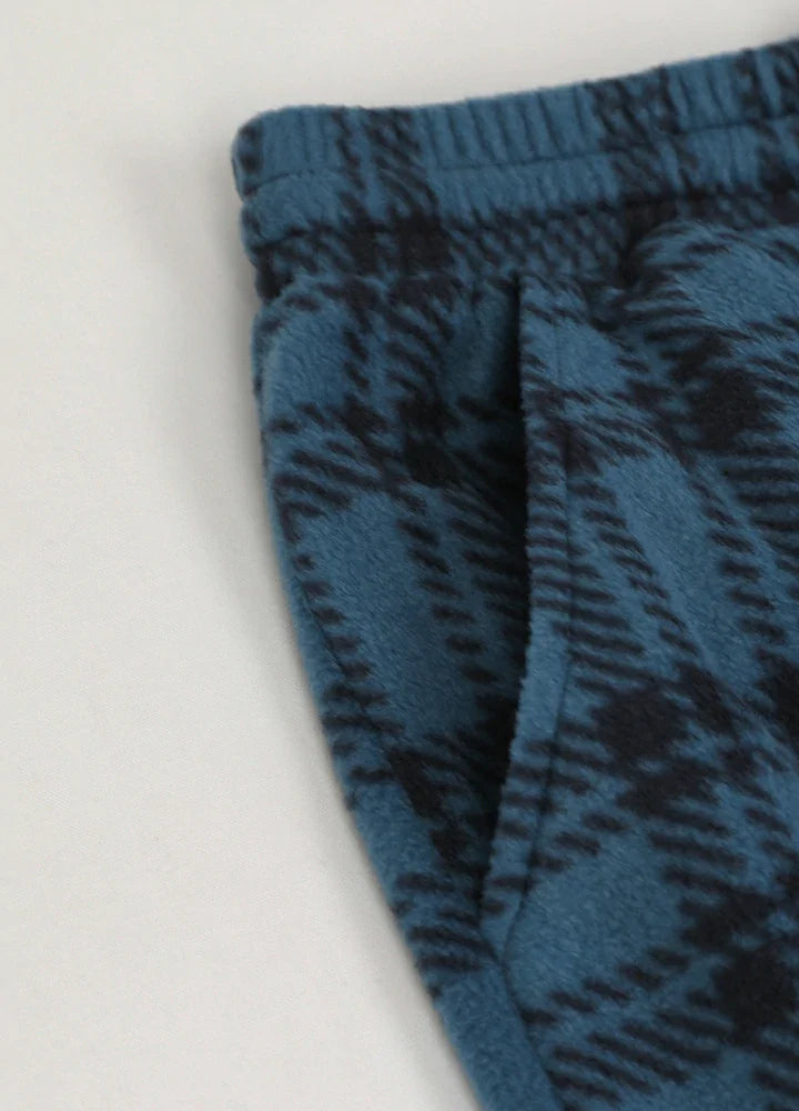 Men's plush fleece plaid pajama pants with an adjustable drawstring waist and practical front pockets — view 5